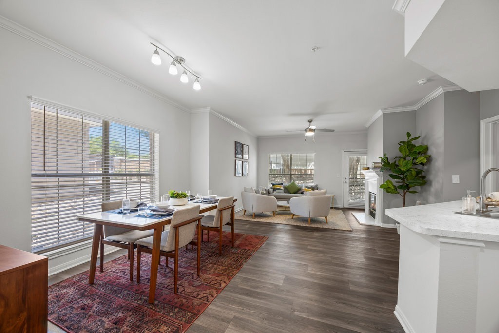 Living/Dining Room - Renaissance North Bend, Austin, TX